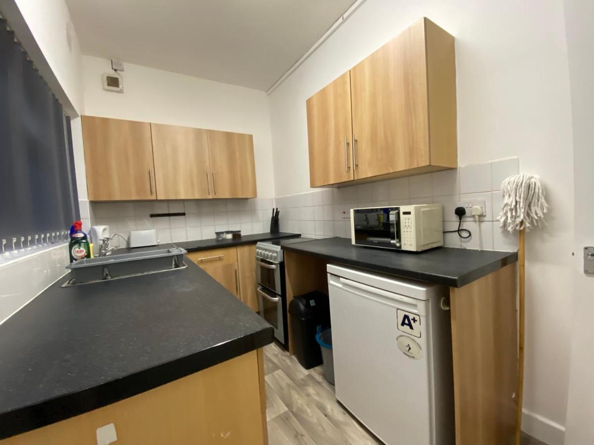 Nice Living Serviced Accommodations 3 Coventry Buitenkant foto