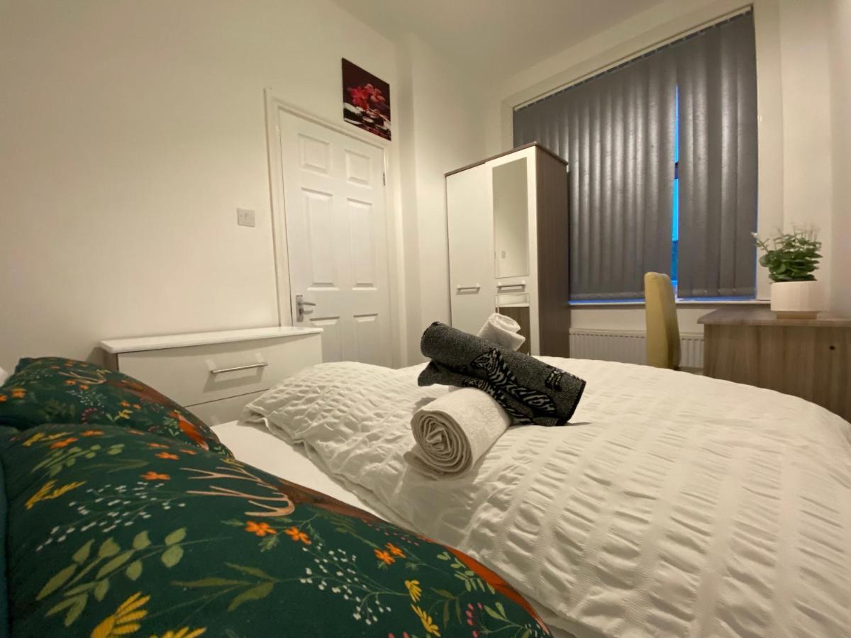 Nice Living Serviced Accommodations 3 Coventry Buitenkant foto