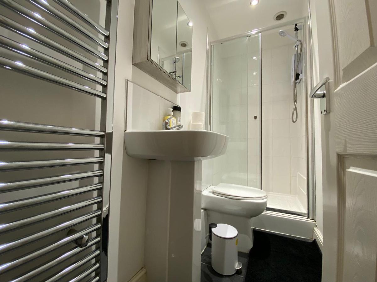 Nice Living Serviced Accommodations 3 Coventry Buitenkant foto