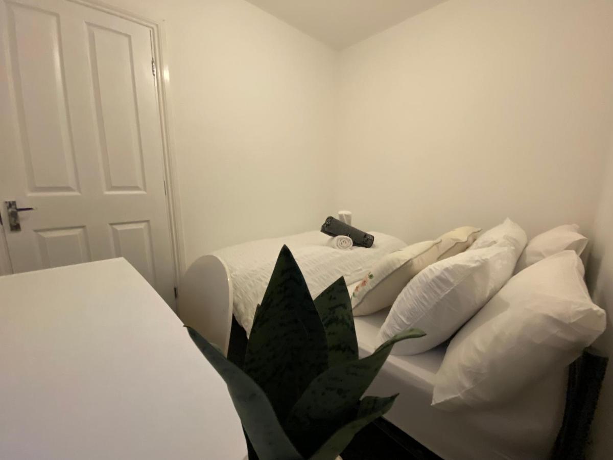 Nice Living Serviced Accommodations 3 Coventry Buitenkant foto